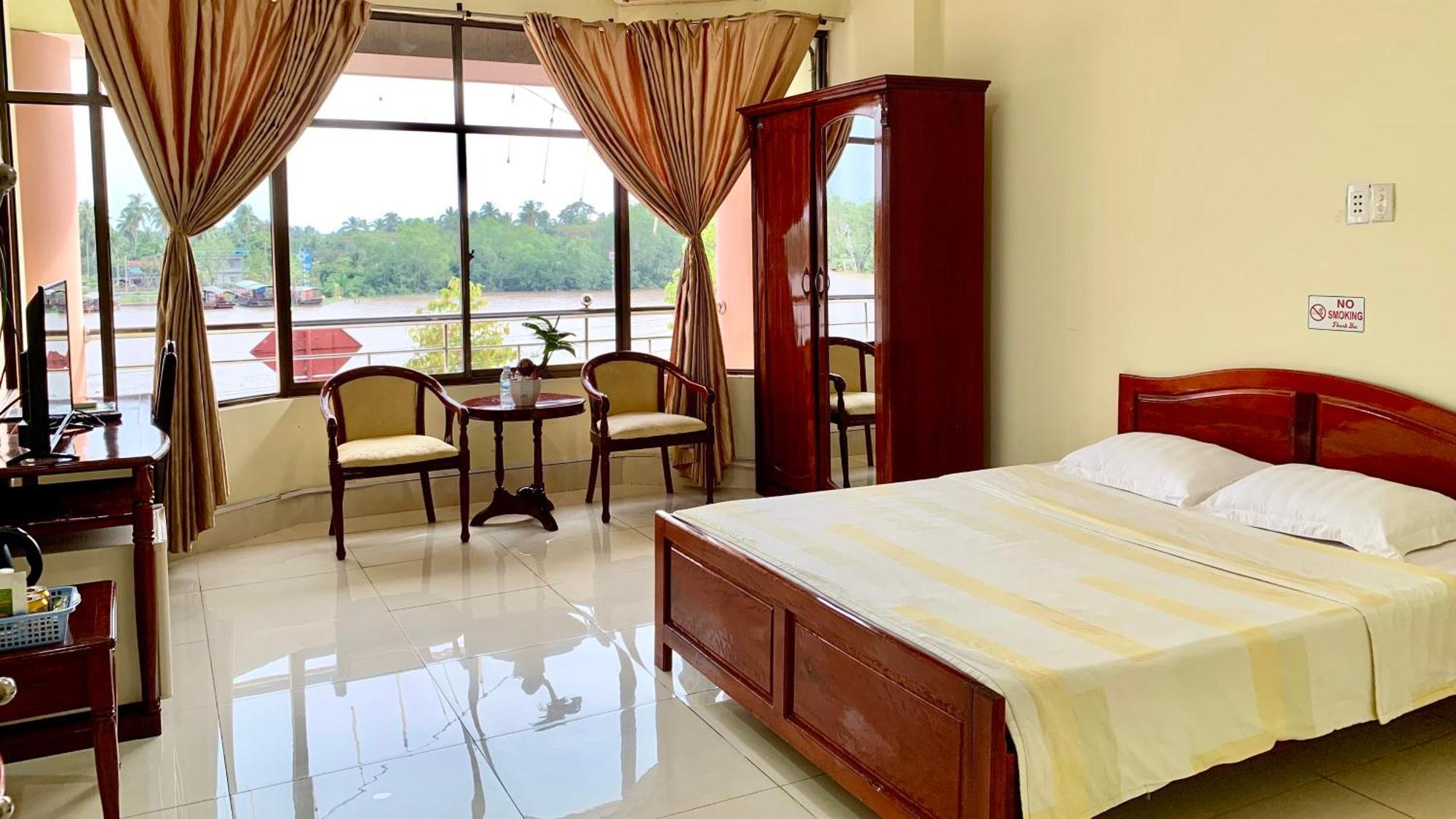Hung Vuong Hotel Ben Tre Exterior photo